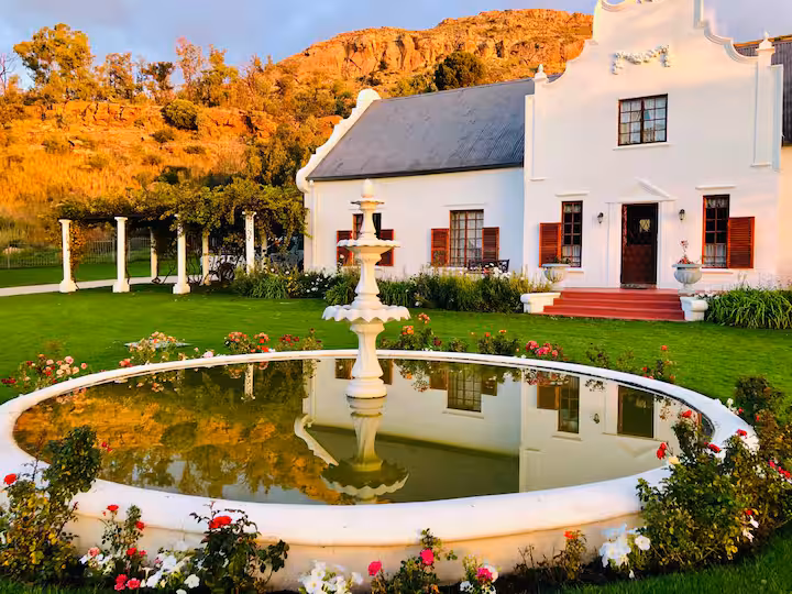Exterior view at De Kleine Kaap
