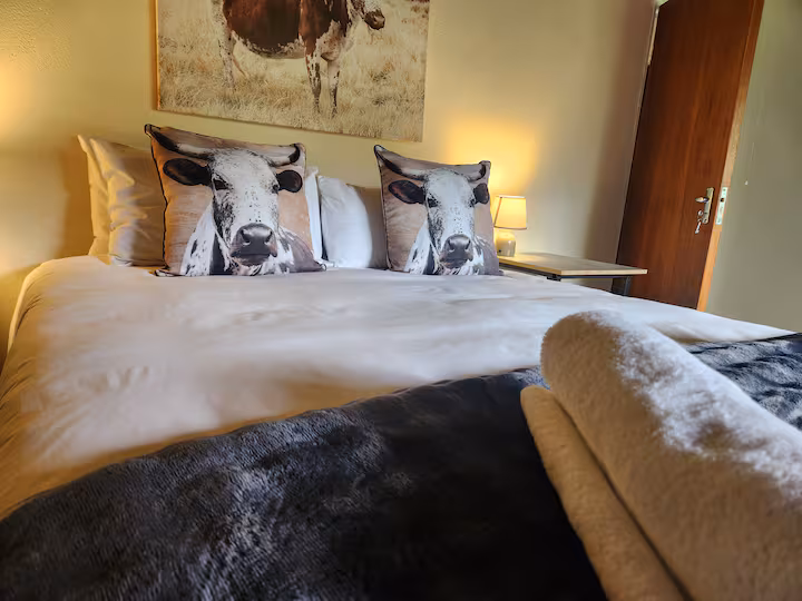 Room Three photo 2